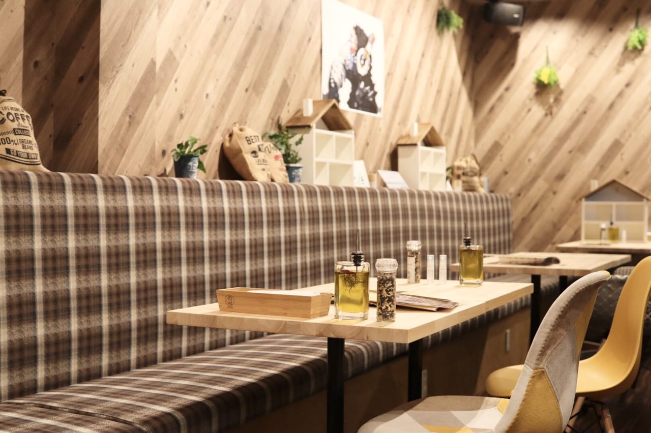 関東の人気カフェが関西初出店、兵庫五国の美味しい食材を使用したdrive-inカフェ「カフェ ニコラ(CAFE NICOLA) 明石うみかぜテラス店」さんの画像