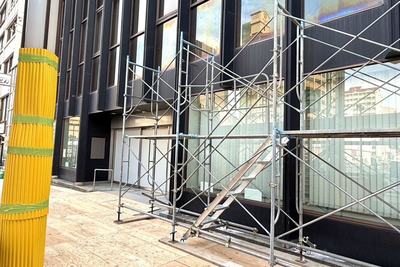 2025.7三井住友銀行長田支店解体4