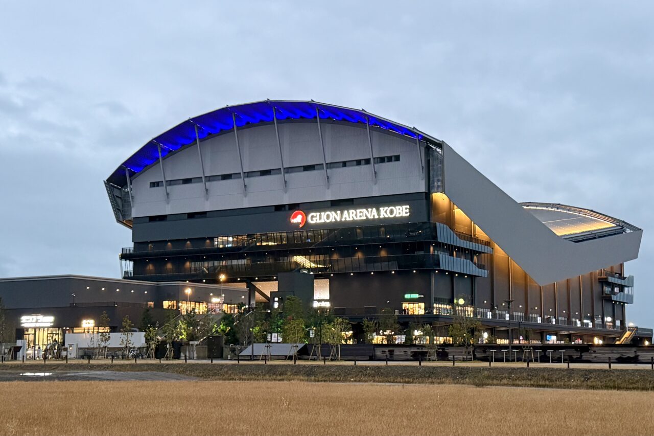 2025.12TOTTEIクリスマスマーケット1