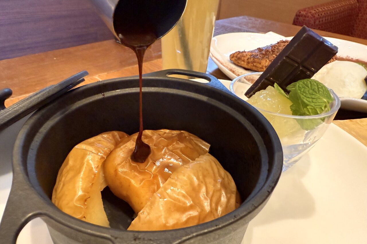 2025.12あずさ珈琲りんご5