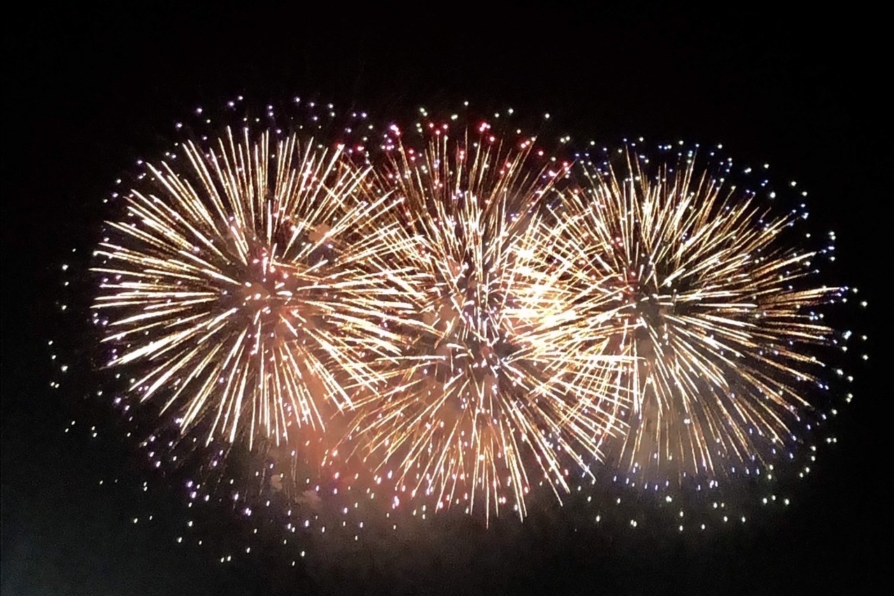 2026.2神戸港ウィークエンド花火3